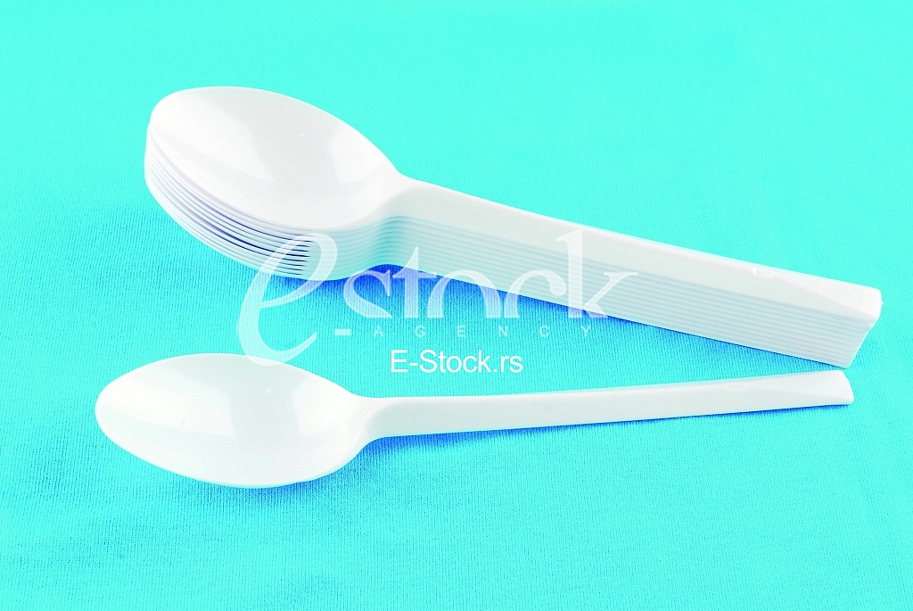 Plastic spoons