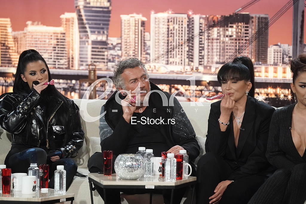 Selma Bajrami, Andreana Cekic, Aleksandra Mladenovic, Barbara Bobak, Dragan Marinkovic Maca,