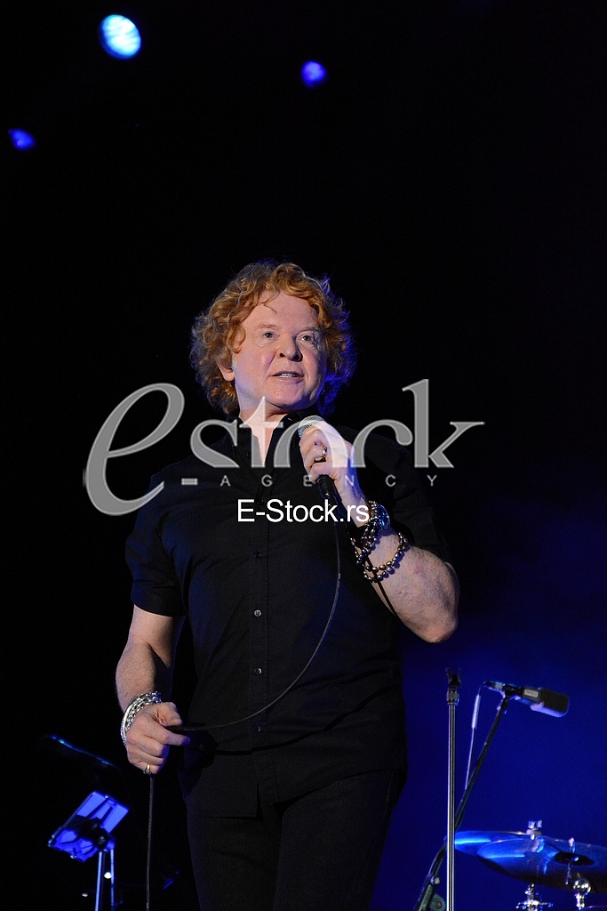 Simple Red concert in stadium Tasmajdan