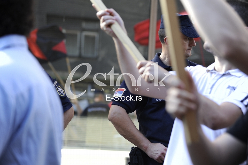 Protest against communal police