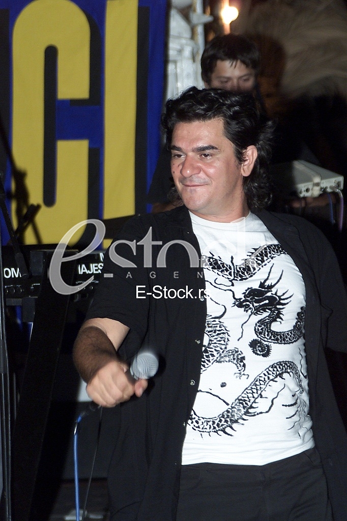 Amir Resic Nino, pevac