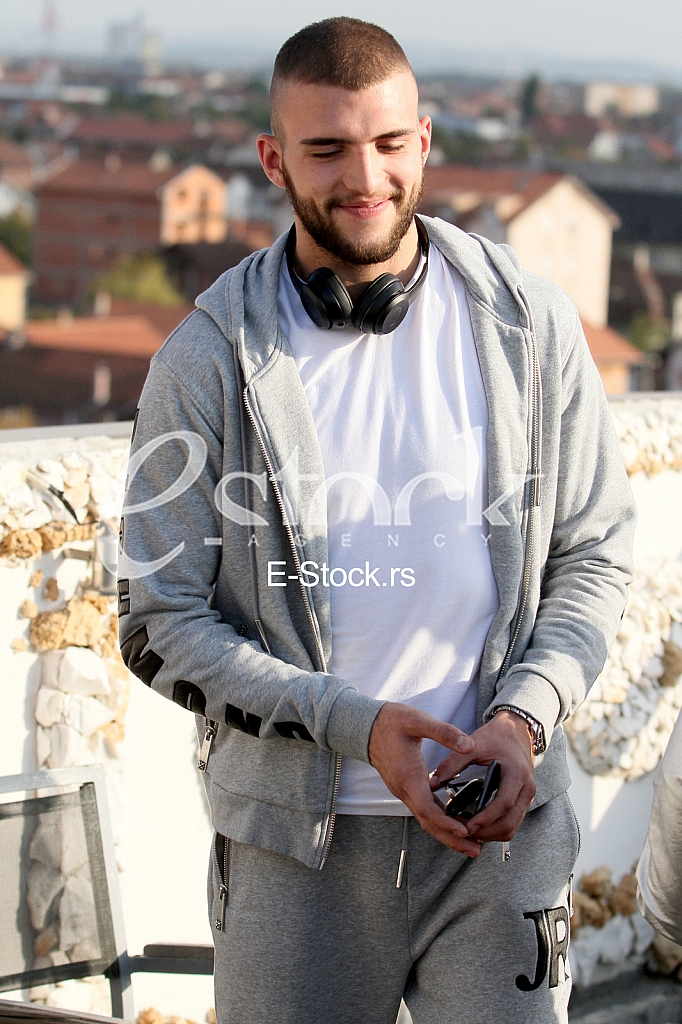 Announcement of the boxing match 