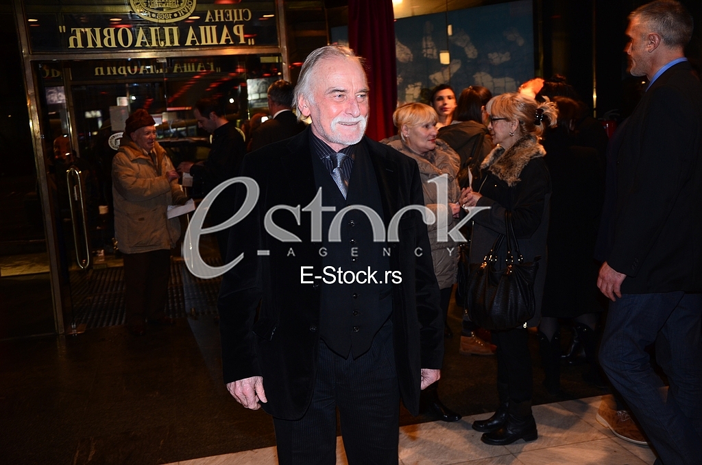 National theater premiere Our sons