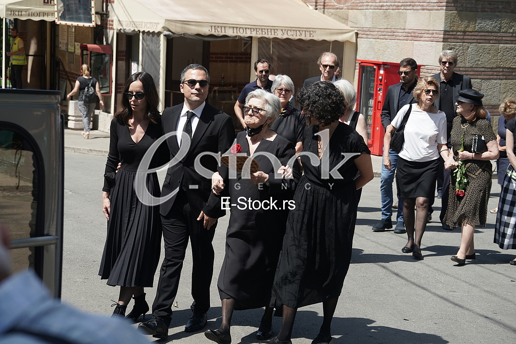 Zarko Cvejic, Vesna Cvejic i Bojana Cvejic