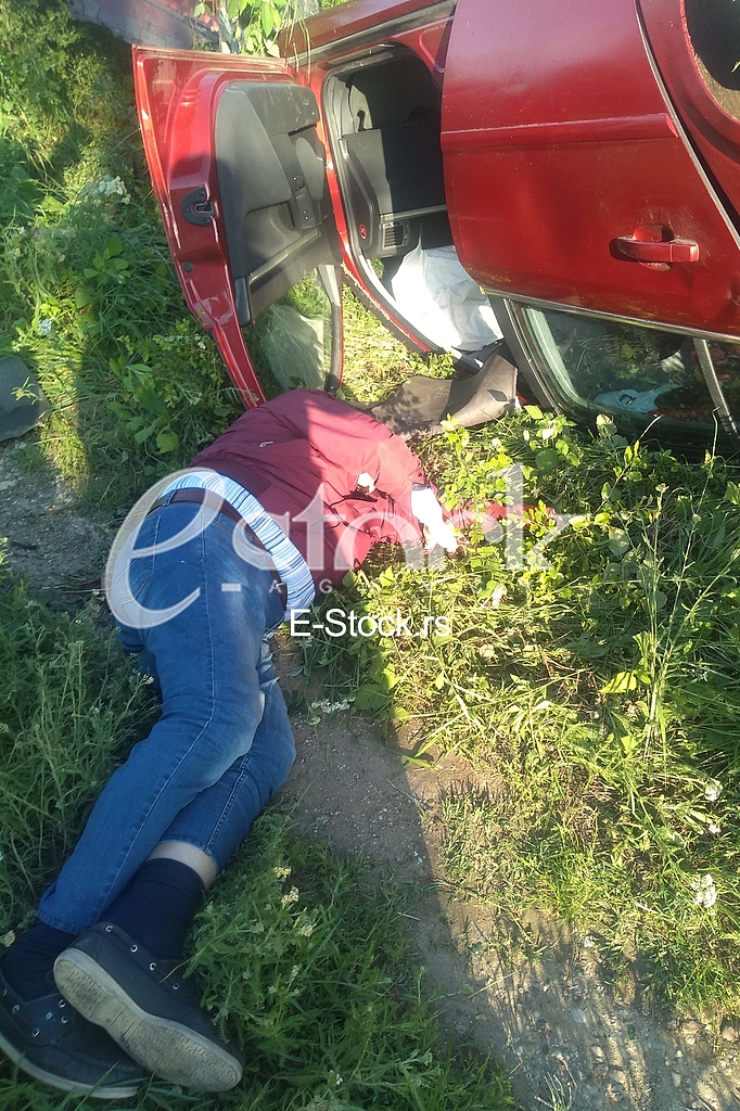 Teska saobracajna nesreca kod Ostruznice