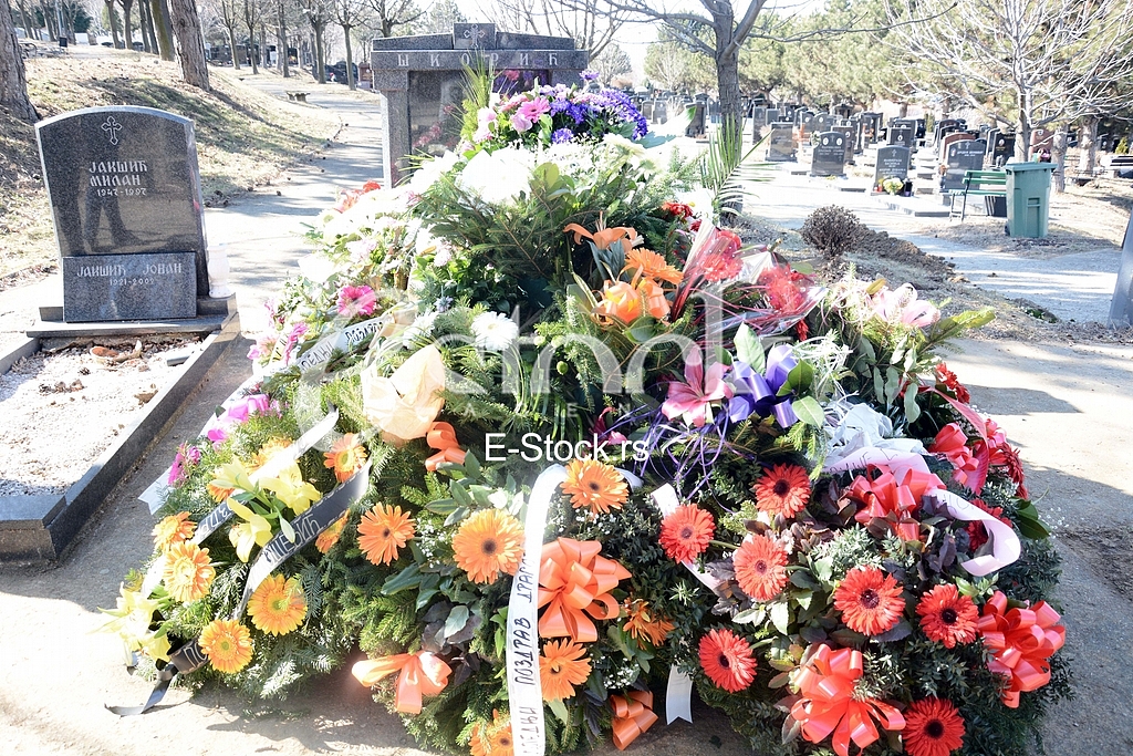Funeral of Milka Skoric, mother of popular singer, Mira Skoric.
