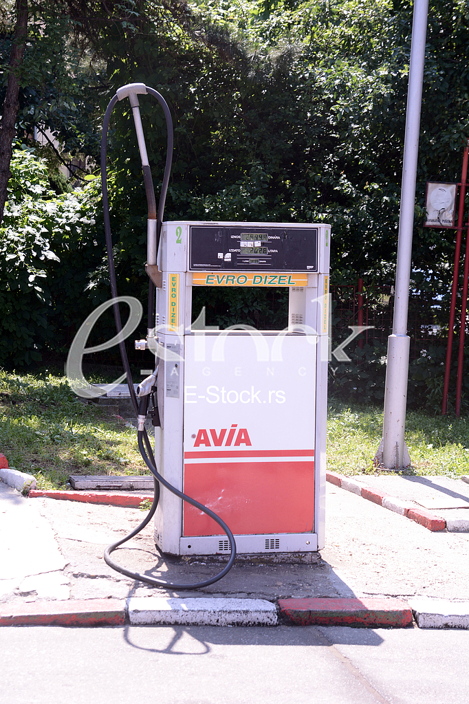 Robbery at the gas station at Karaburma.