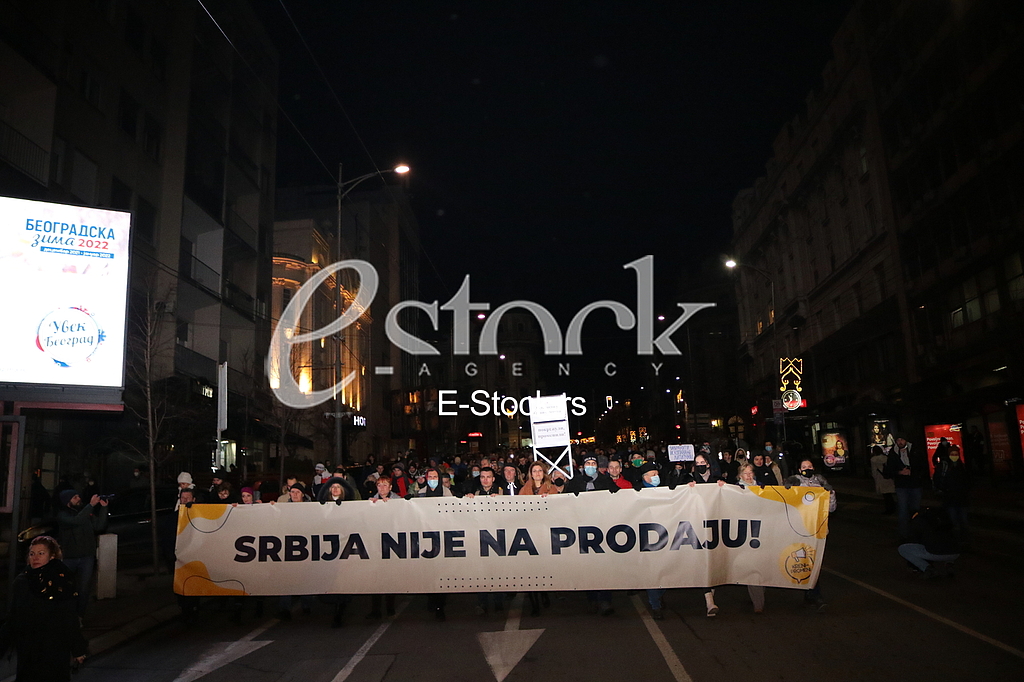 PROTESTI - Kreni promeni ispred predsedništva
