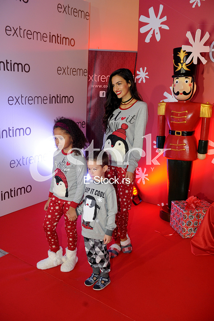 Extreme Intimo Emina Jahovic