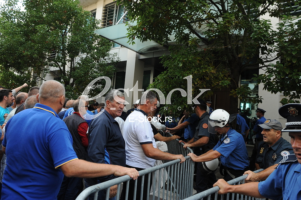 Metalac strike
