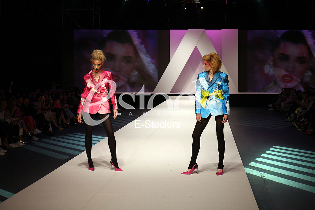 Revija Martini Vesto