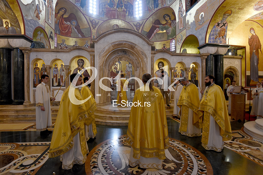 Uskrsnja liturgija Podgorica