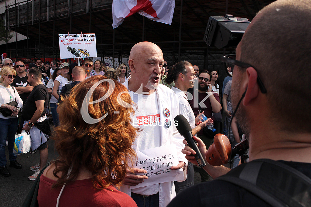 Protest ispred Vlade RS