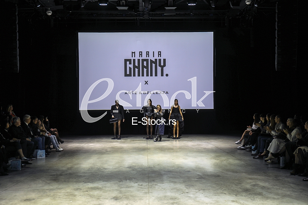 39. Fashion Selection