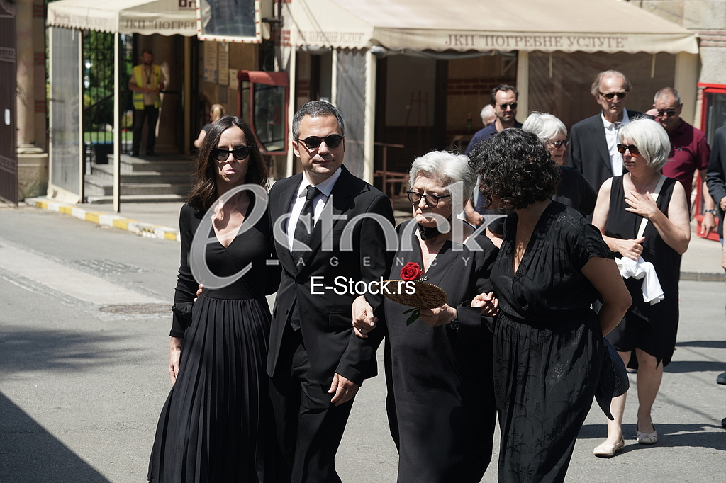 Zarko Cvejic, Vesna Cvejic i Bojana Cvejic