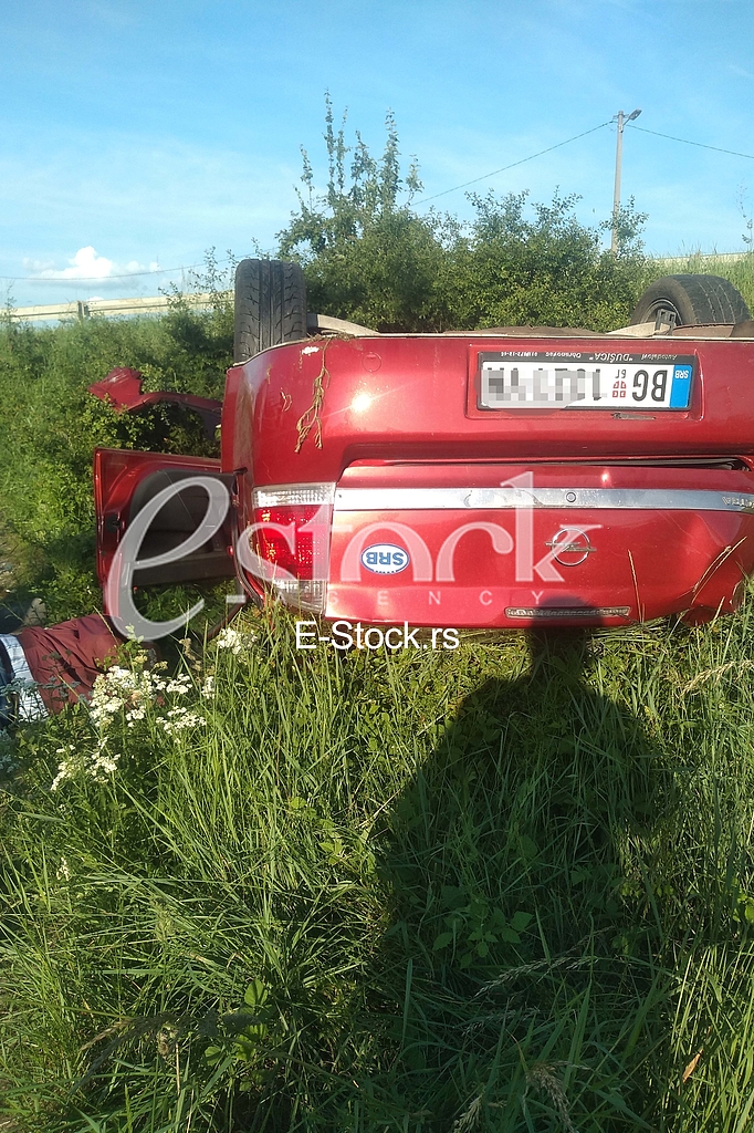 Teska saobracajna nesreca kod Ostruznice