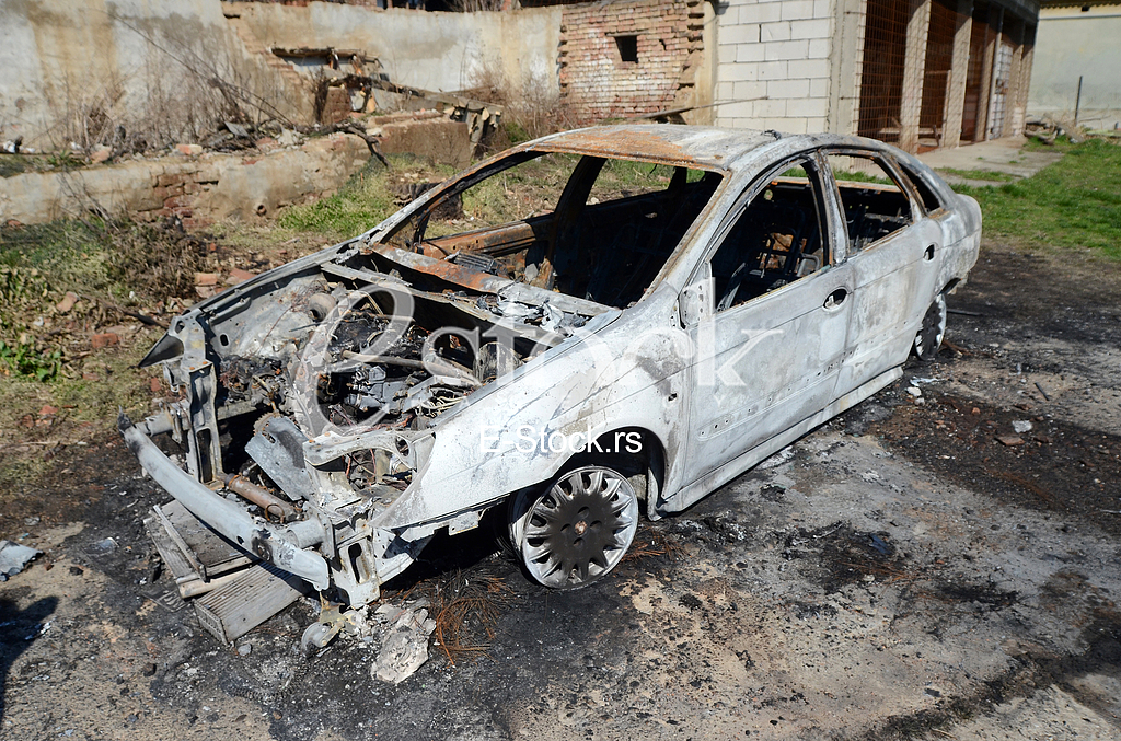 The burning car from Vinci