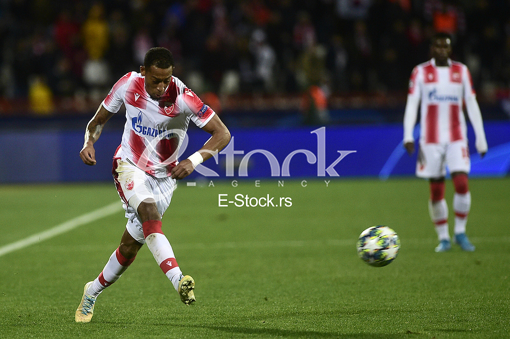 Radziv van la Para Crvena zvezda vs Tottenham