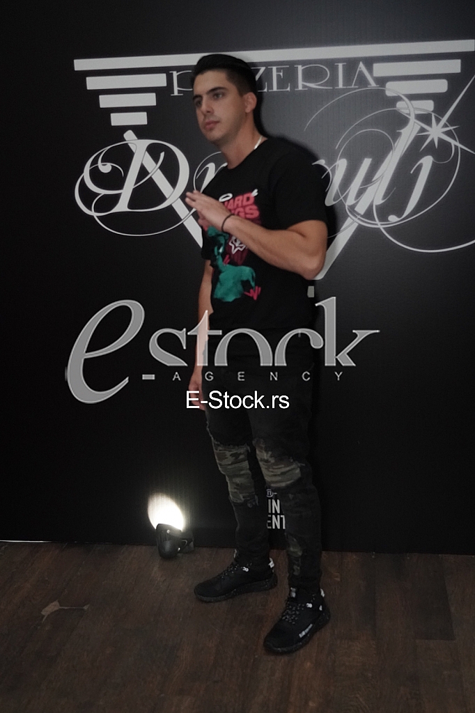 Sara Reljic predstavice Srbiju Sara Reljic predstavice Srbiju