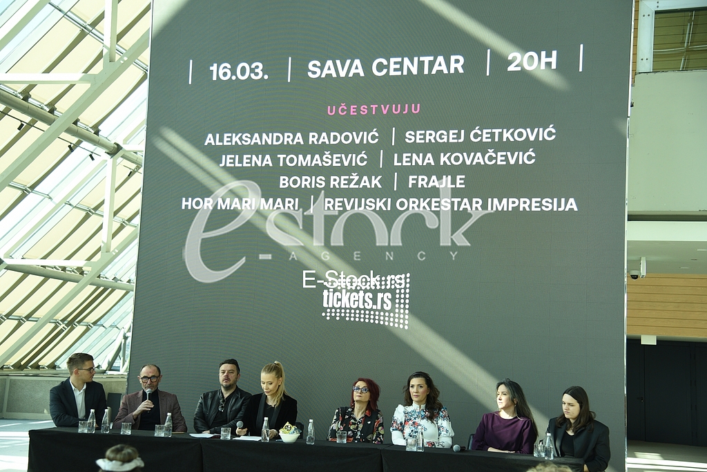 Konferencija za stampu povodom koncerta za nastradalu decu u Ribnikaru