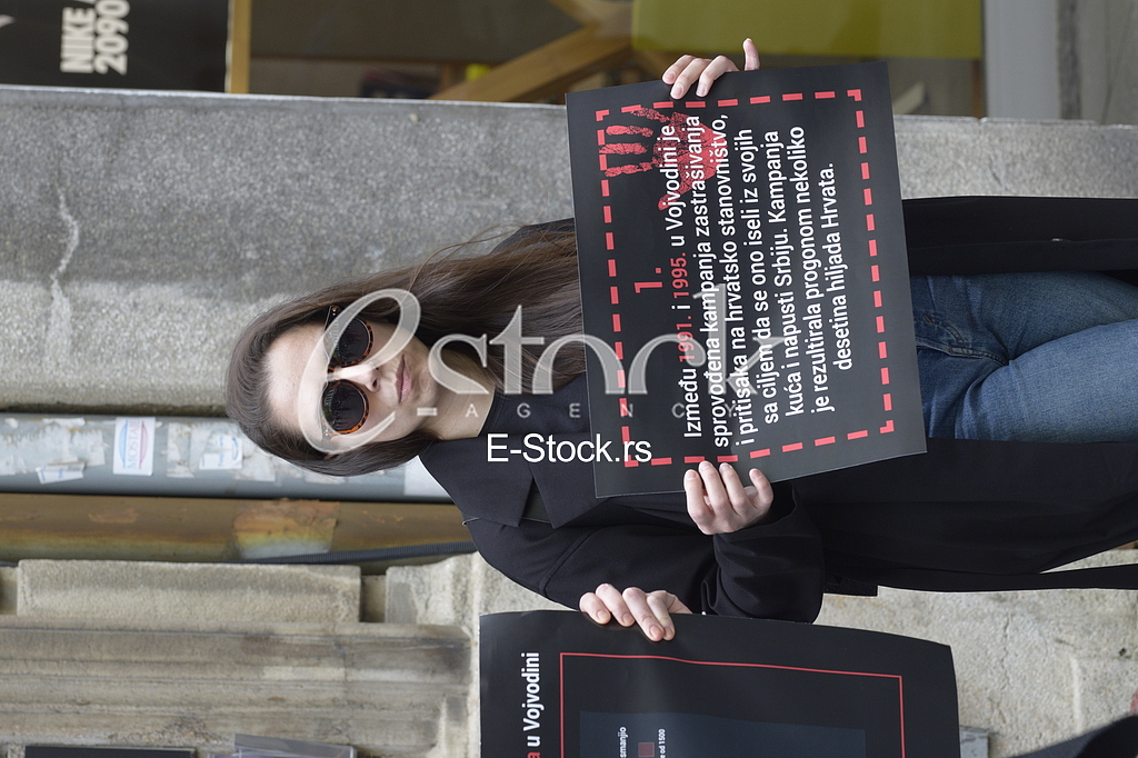 Zene u crnom protest