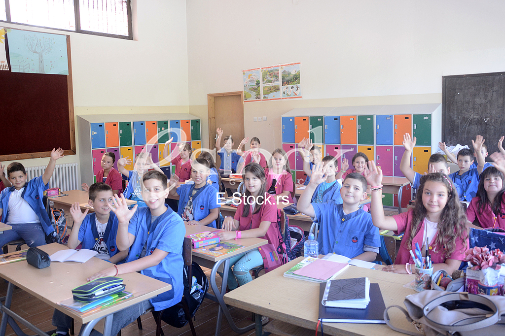 Uniforms for children in elementary school ''Aleksa Santic''.