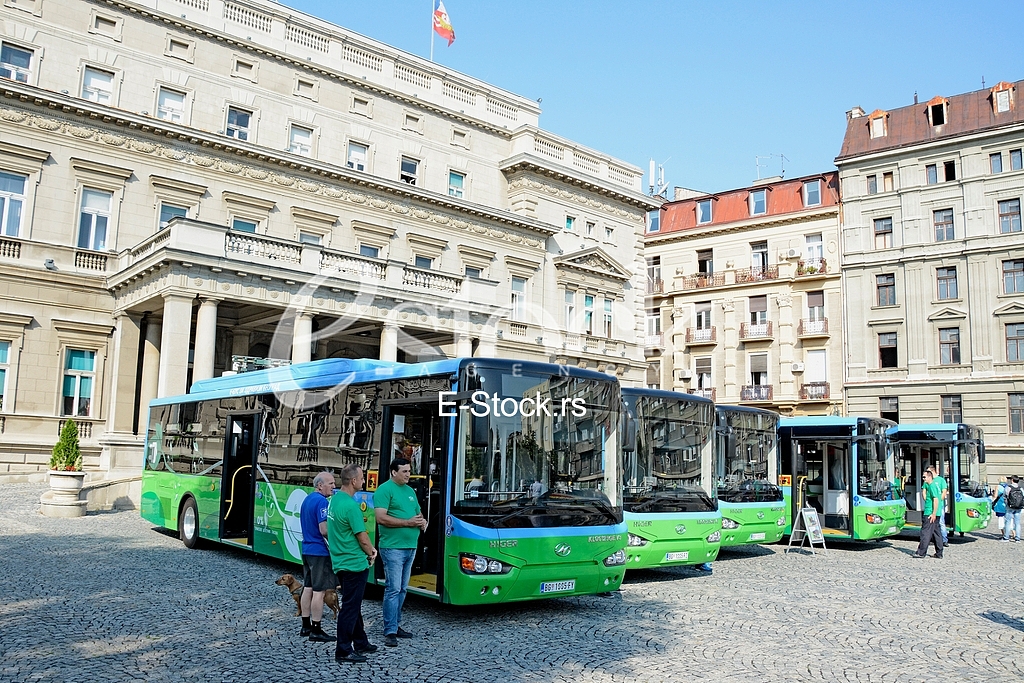 Presentation of city electro buses, major Sinisa Mali and Chinese Ambassador