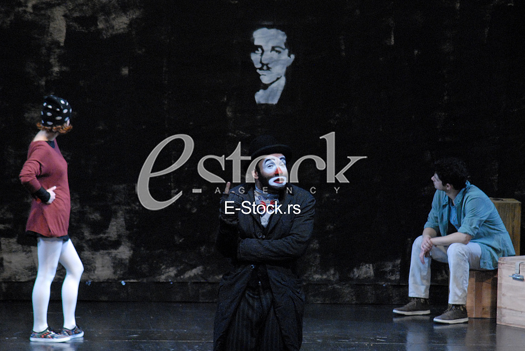 Premiere theatrical performances 
