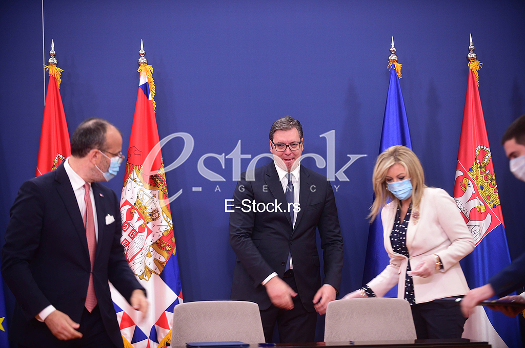 Sem Fabrici, Aleksandar Vucic i Jadranka Joksimovic