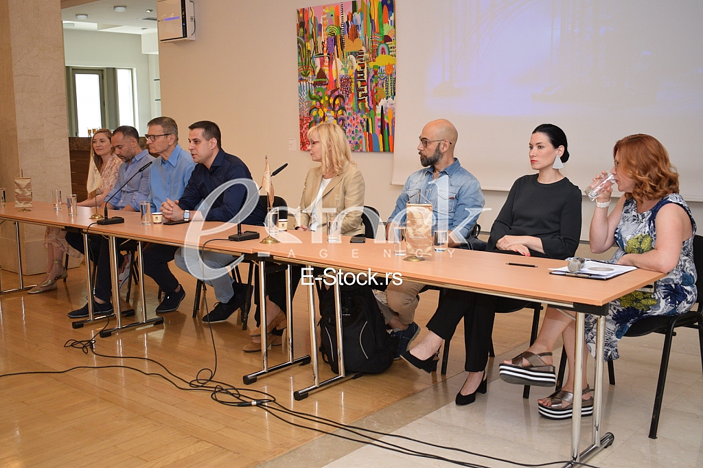 Natasa Markovic, Srdjan Timarov, Nebojsa Bradic, Vesna Souc, Dejan Lutkic, Branislava Podrumac