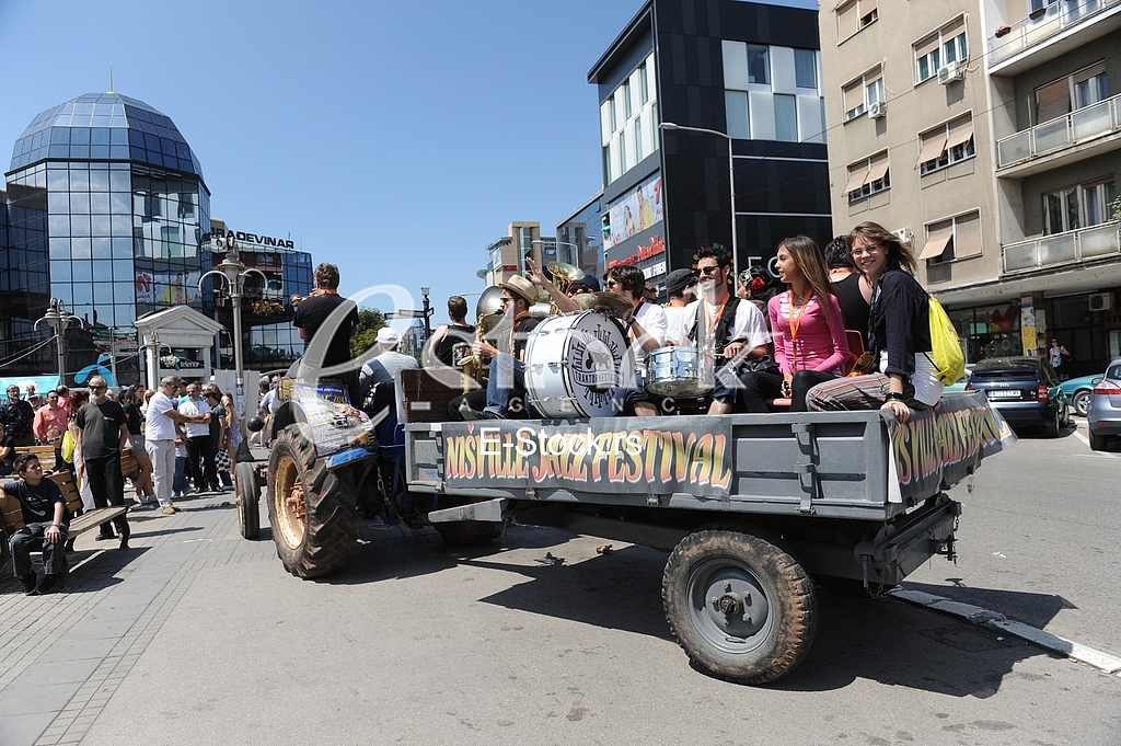 Promoting the festival Nisville in Nis.