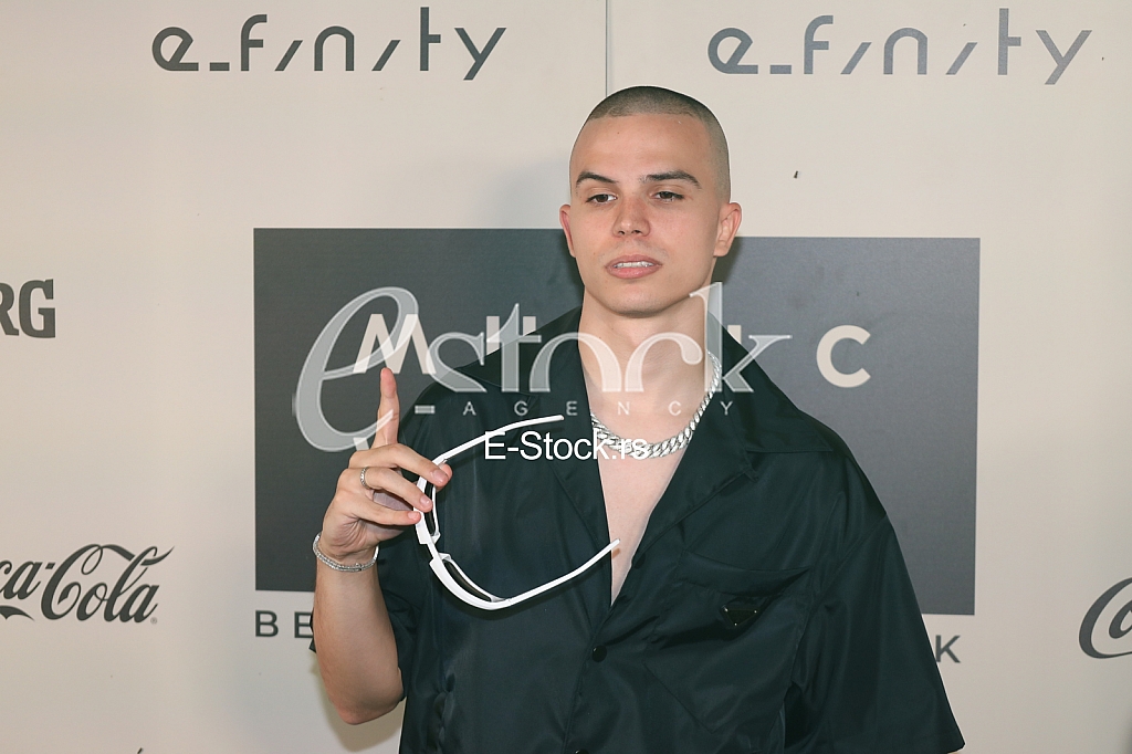 Mihajlo Veruovic Voyage