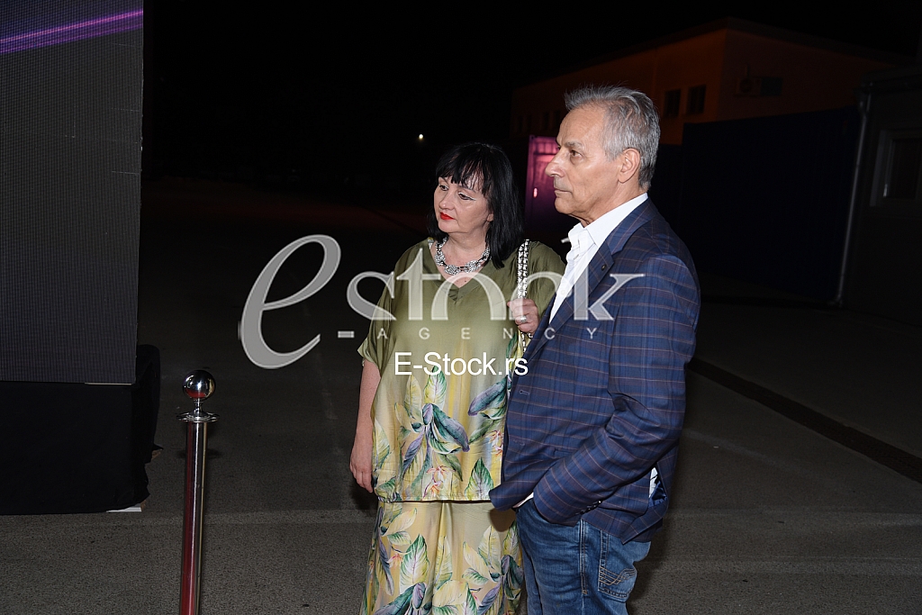 mama i tata Teodora Delic _Elita 8