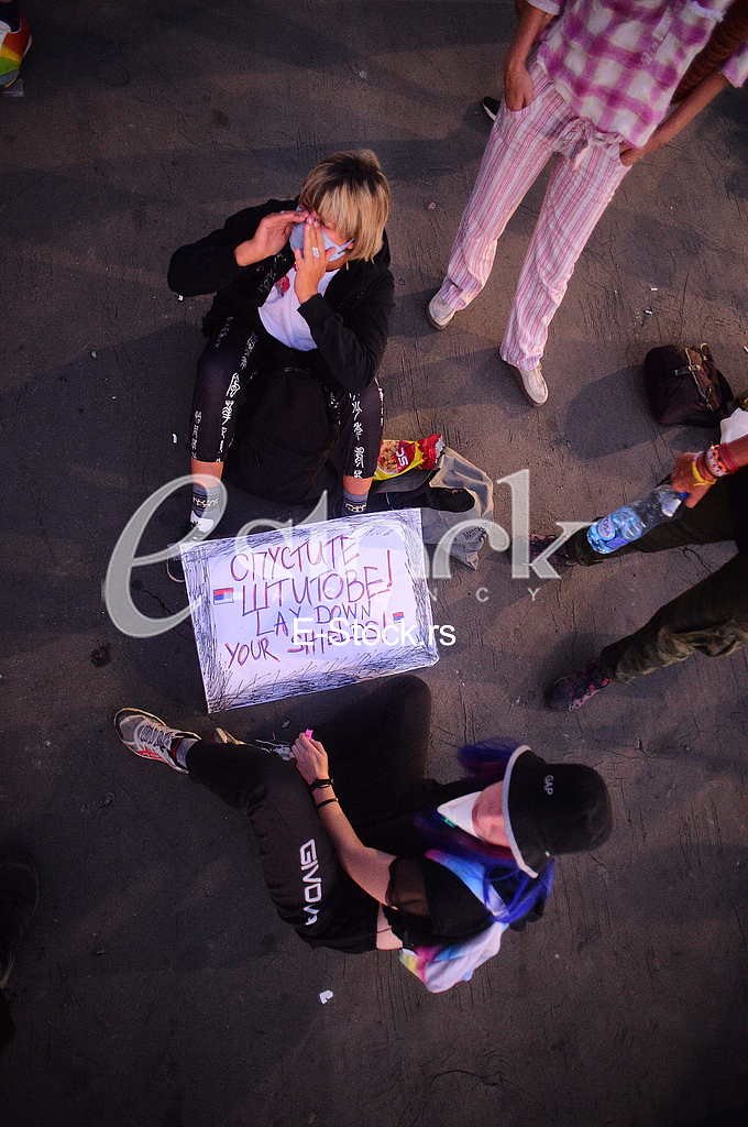 Protest Ne nasedaj, sedi