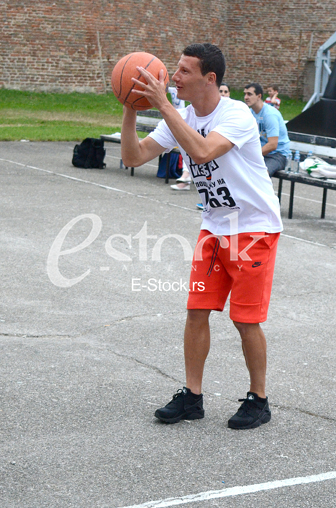 Basketball basket for happiness