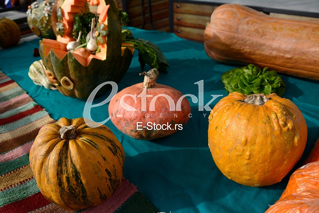 competition for the heaviest pumpkin, and for the most beautiful piece of pumpkin, market Zemun