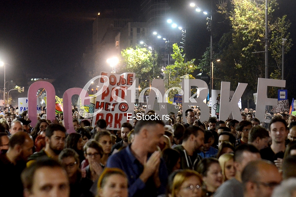 Protest Ne davimo Beograd