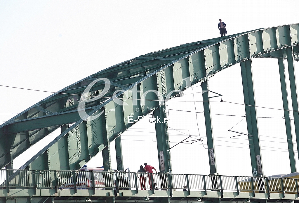 Suicide at Old Sava bridge