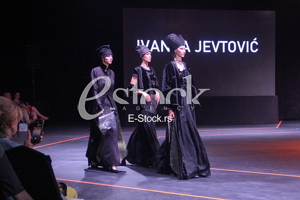 38 Fashion Selection