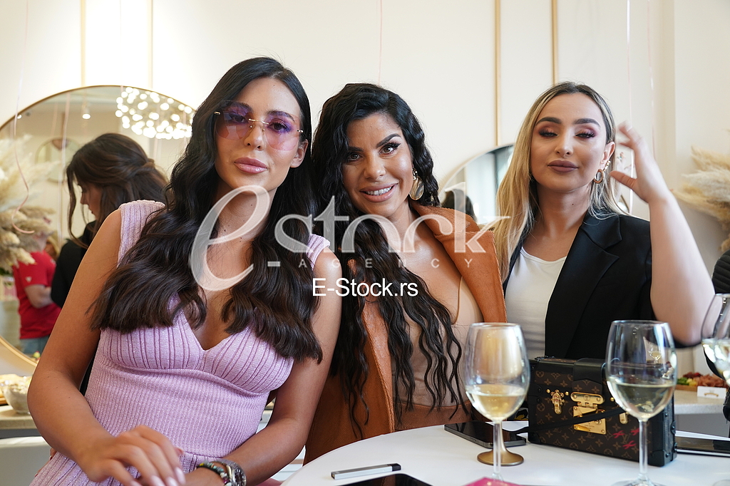 Anastasija Ražnatović, Maja Berović, Danijela Jovetić