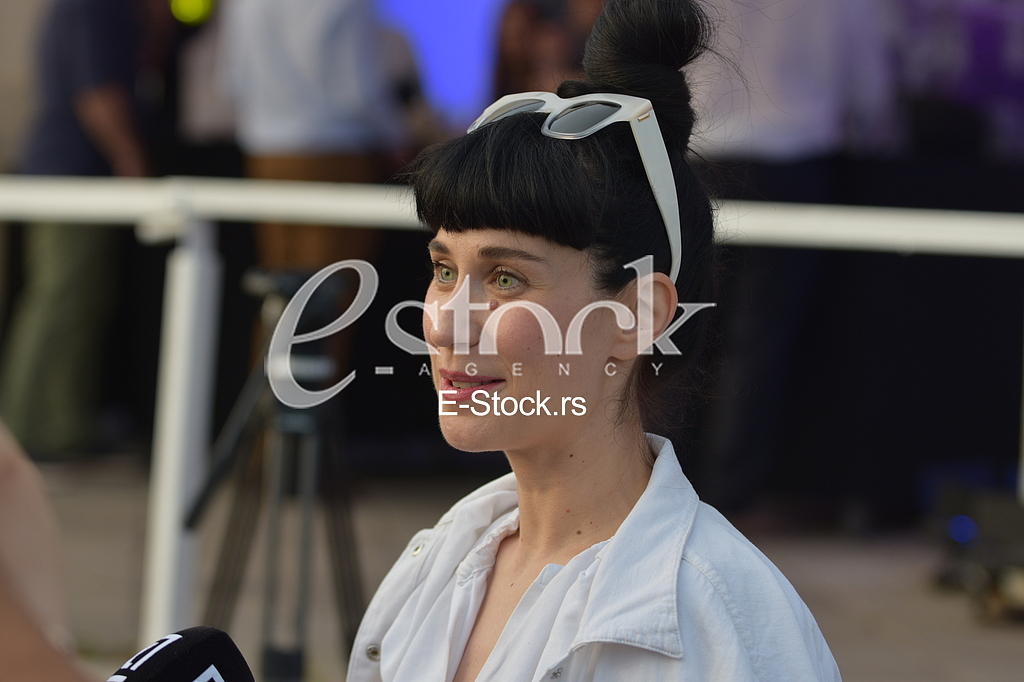 Ana Djuric Konstrakta