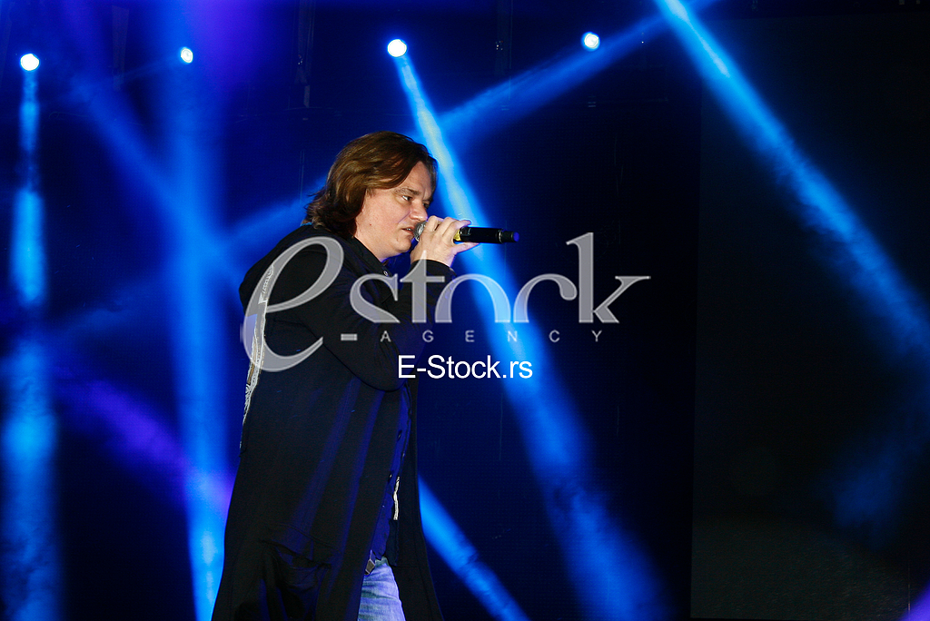 stadion tasmajdan, impero music week, mobi dik