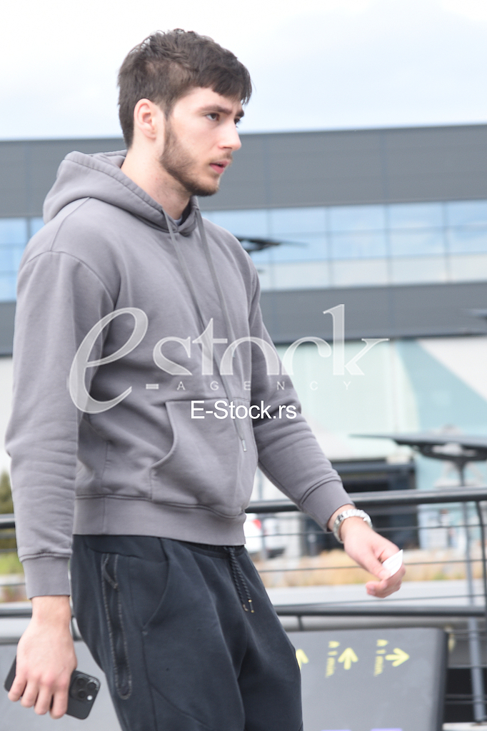 Kan Dzinovic_aerodrom
