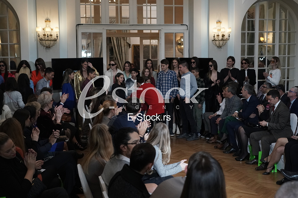 Paketici ìtalija ambasada