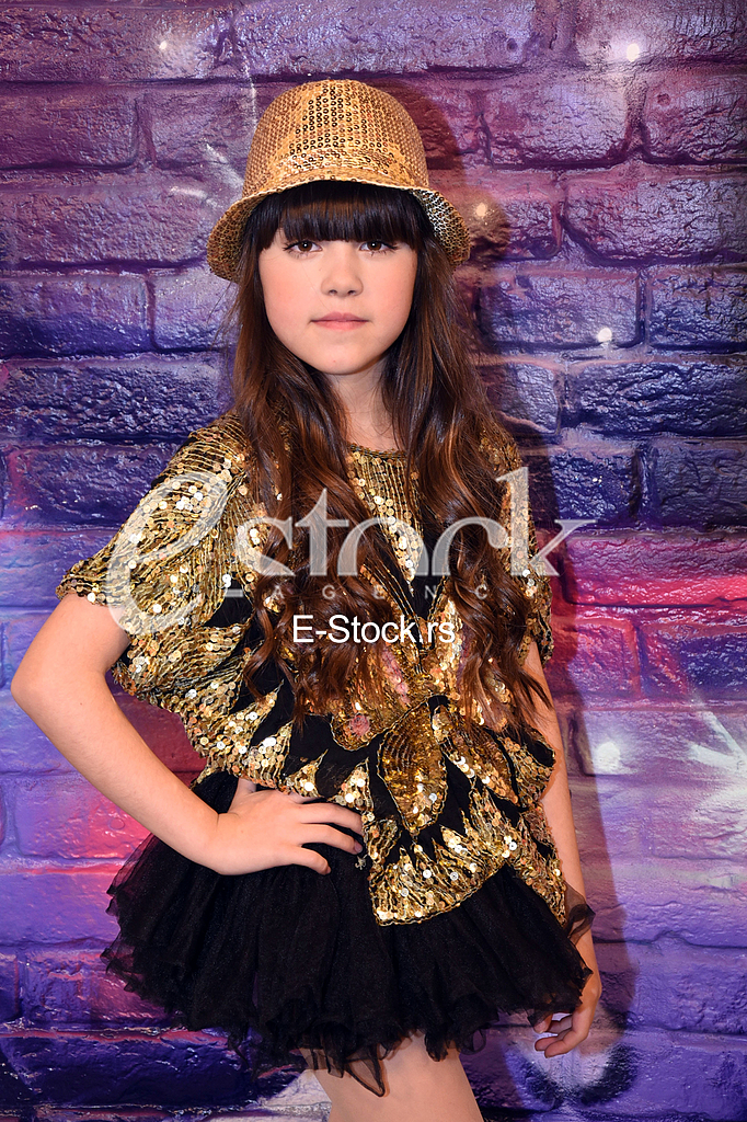 Pinkove zvezdice_photo_e_stock_Katarina Cvijovic