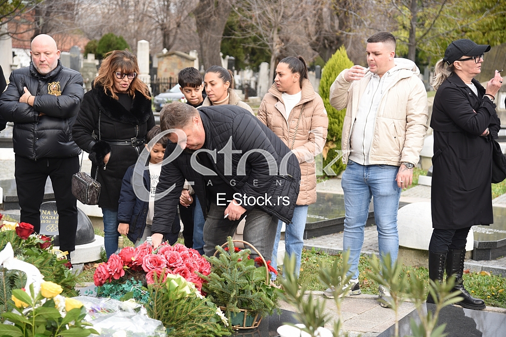 Marija Ramadanovski Ana Ramadanovski Stefan Davidovic