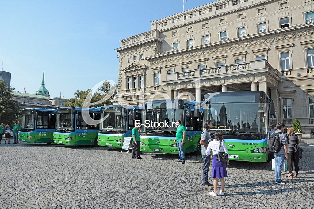 Presentation of city electro buses, major Sinisa Mali and Chinese Ambassador