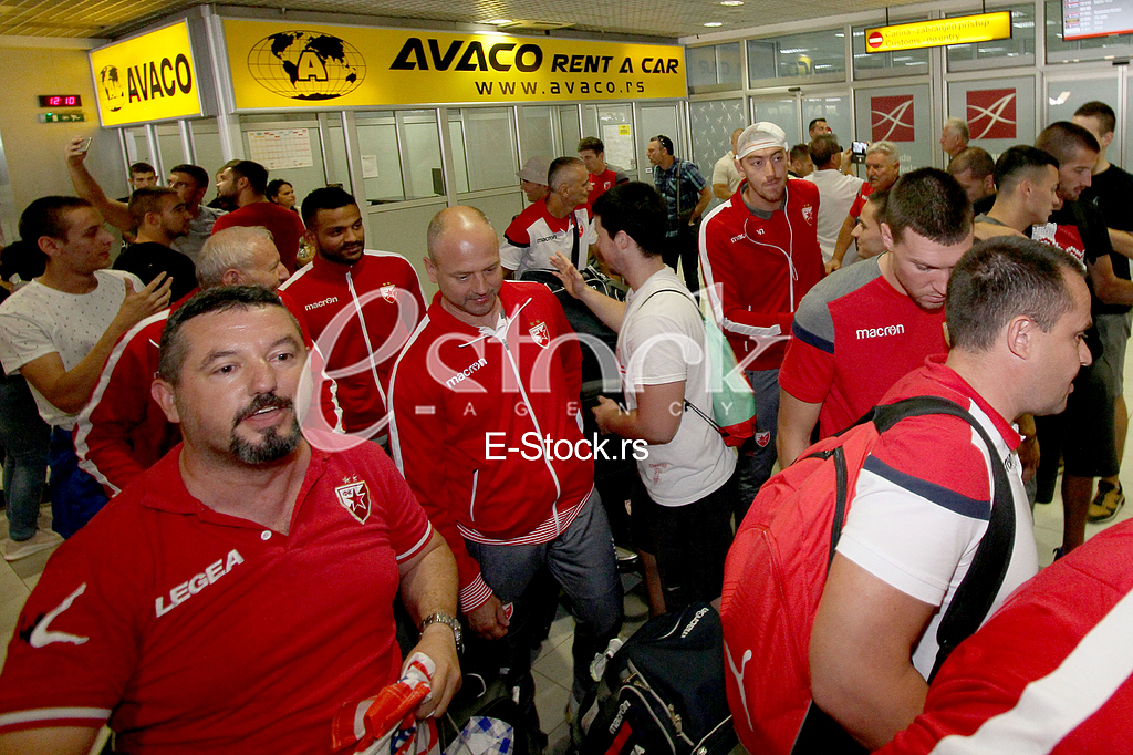The arrival of the Red Star players 
