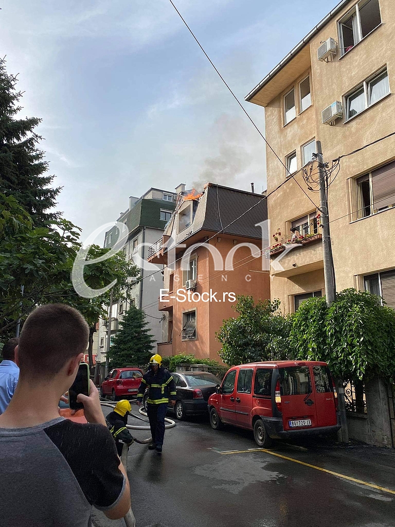 Požar u ulici  Radoja Domanovića, Zvezdara
