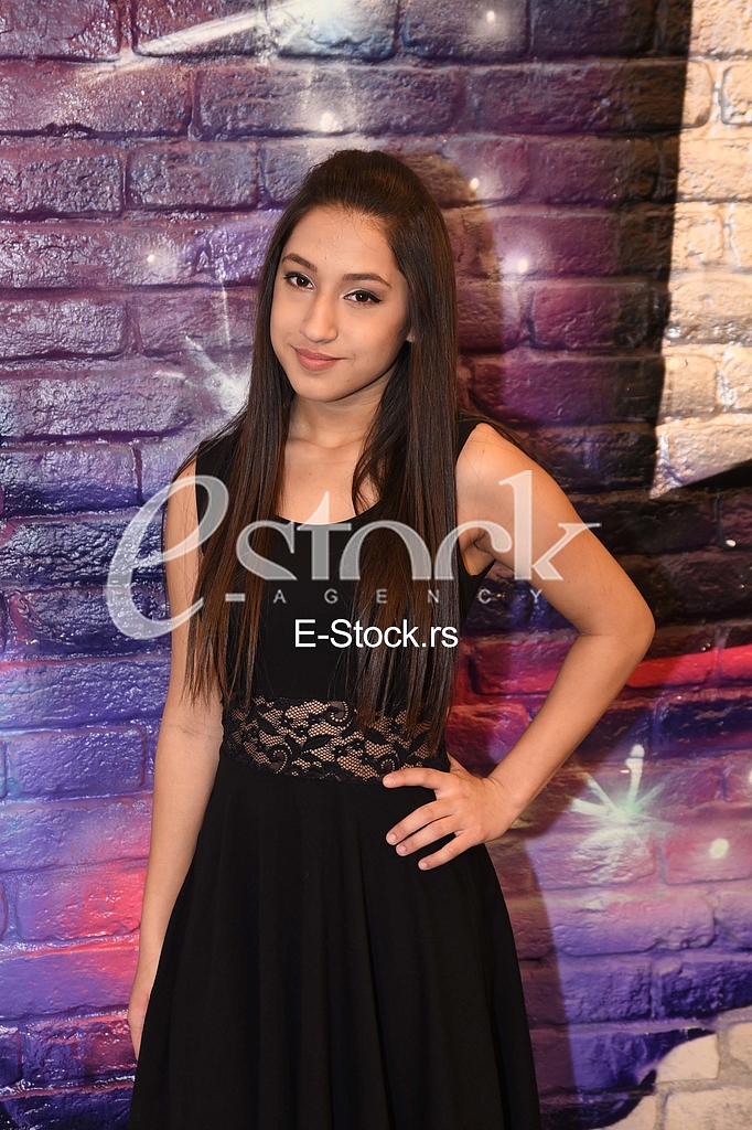 Pinkove zvezdice_photo_e-stock_Katarina Cvijovic